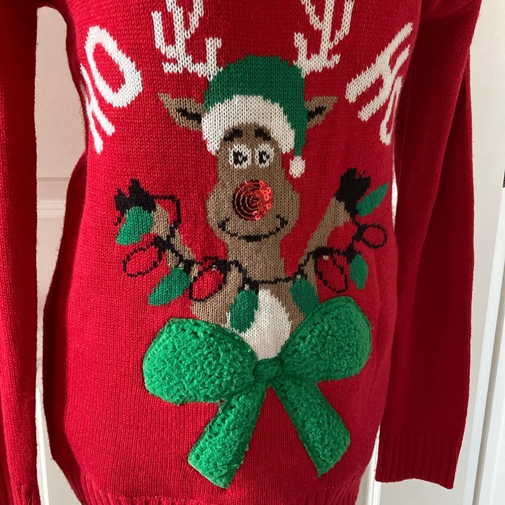 Medium Red and Green Crew Neck Christmas Sweater - Picture 6 of 11